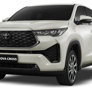 TOYOTA INNOVA CROSS