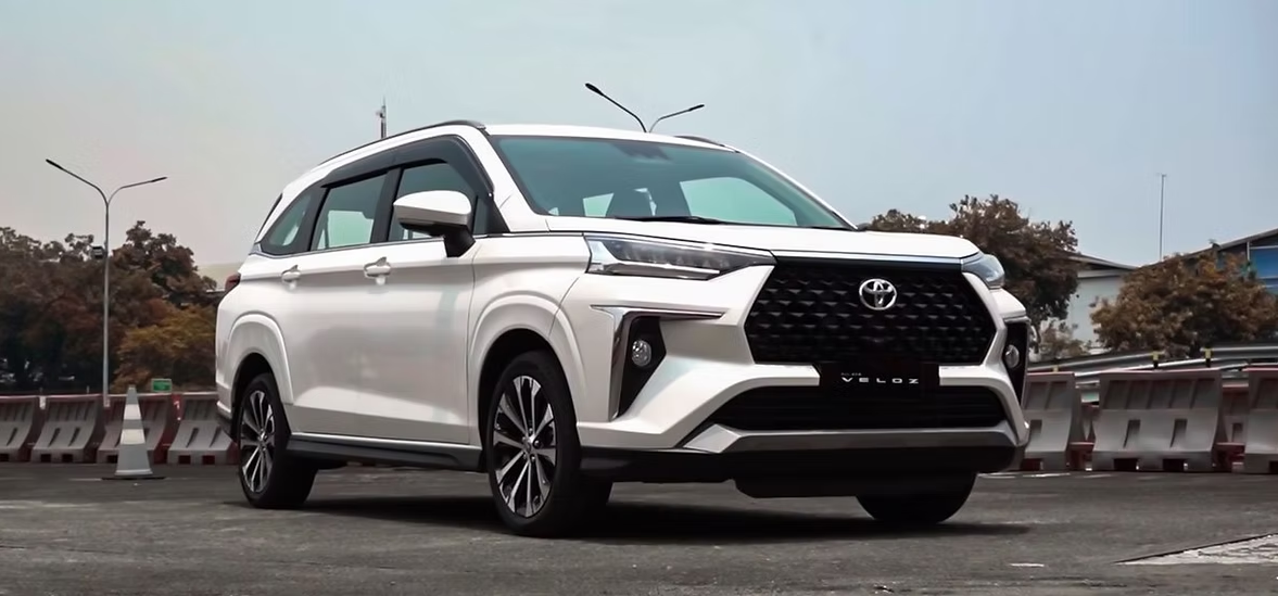 Toyota Veloz Cross trang bị đầy đủ các tính năng an toàn nổi bật