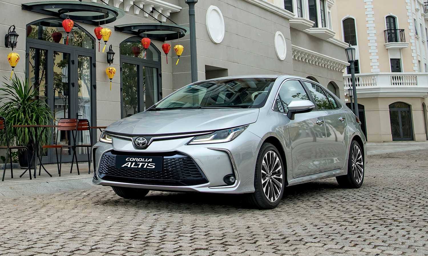 Toyota Corolla Altis 2025