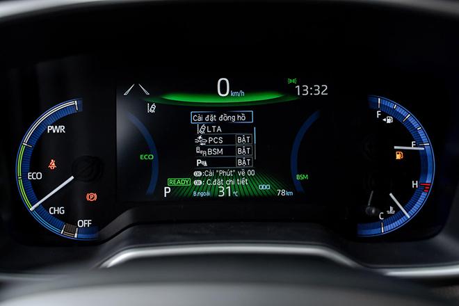 M&agrave;n h&igrave;nh giải tr&iacute; k&iacute;ch thước 9 inch t&iacute;ch hợp