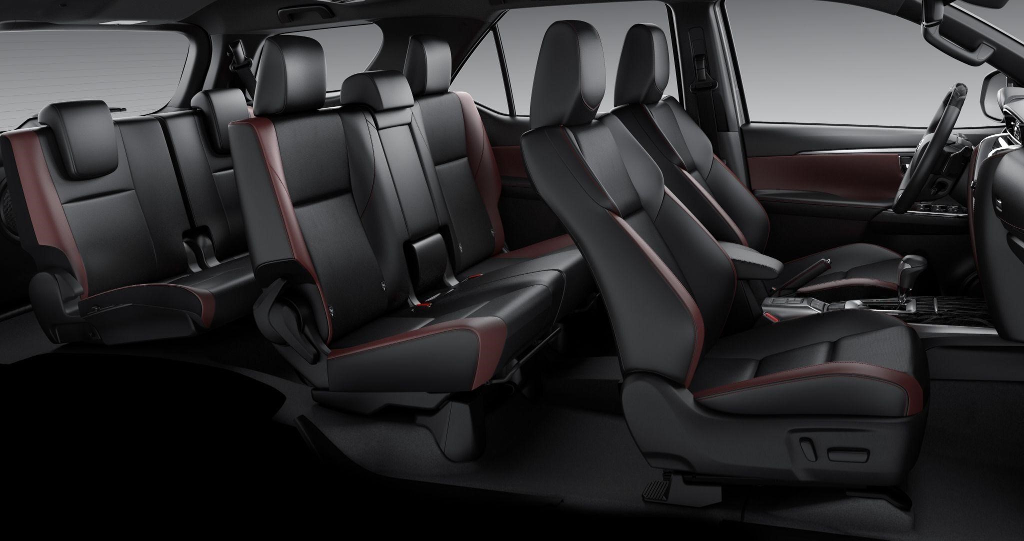 Hệ thống ghế ngồi xe Fortuner 2022