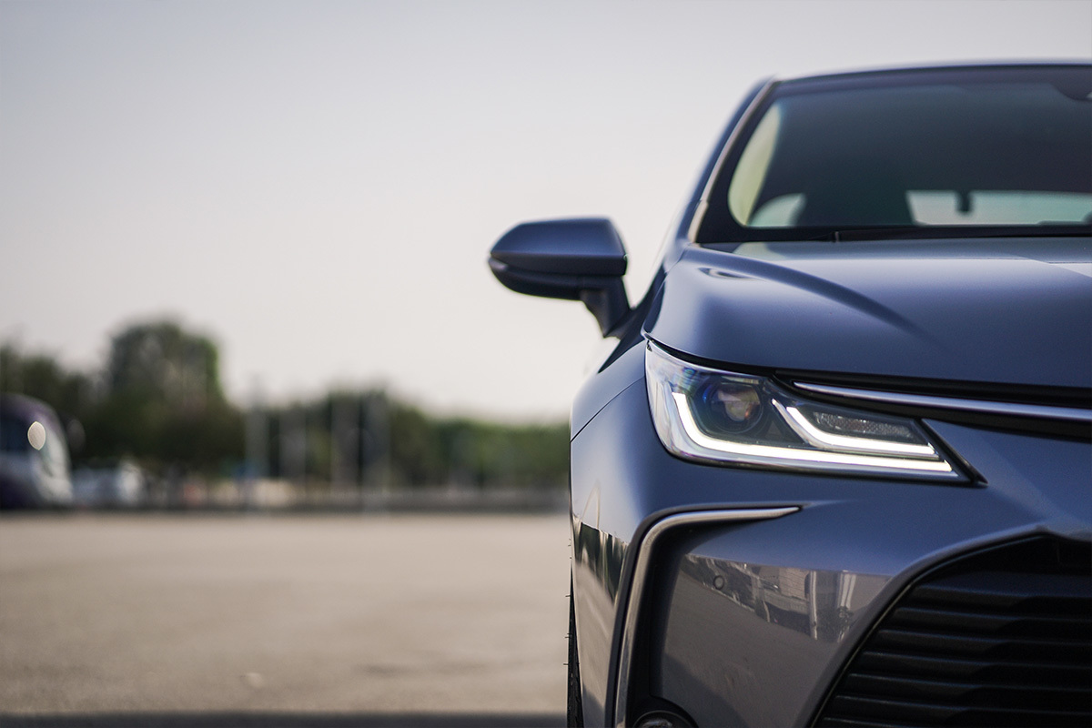 Cụm đ&egrave;n trước 