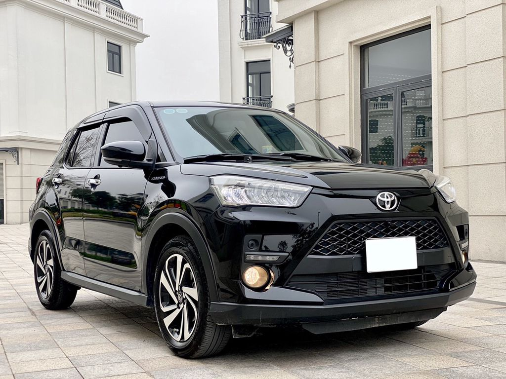 Toyota Raize m&agrave;u đen
