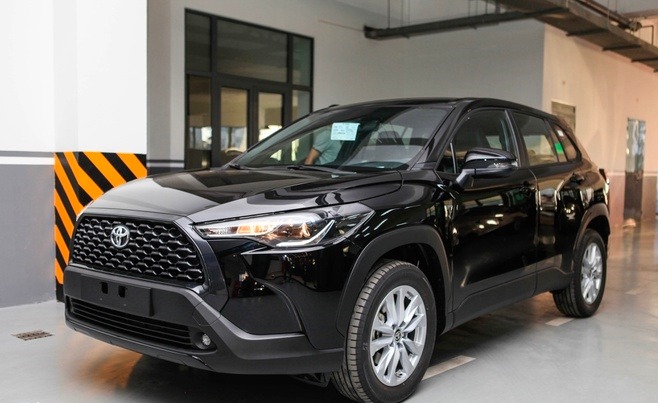 Toyota Corolla Cross 2022 m&agrave;u đen