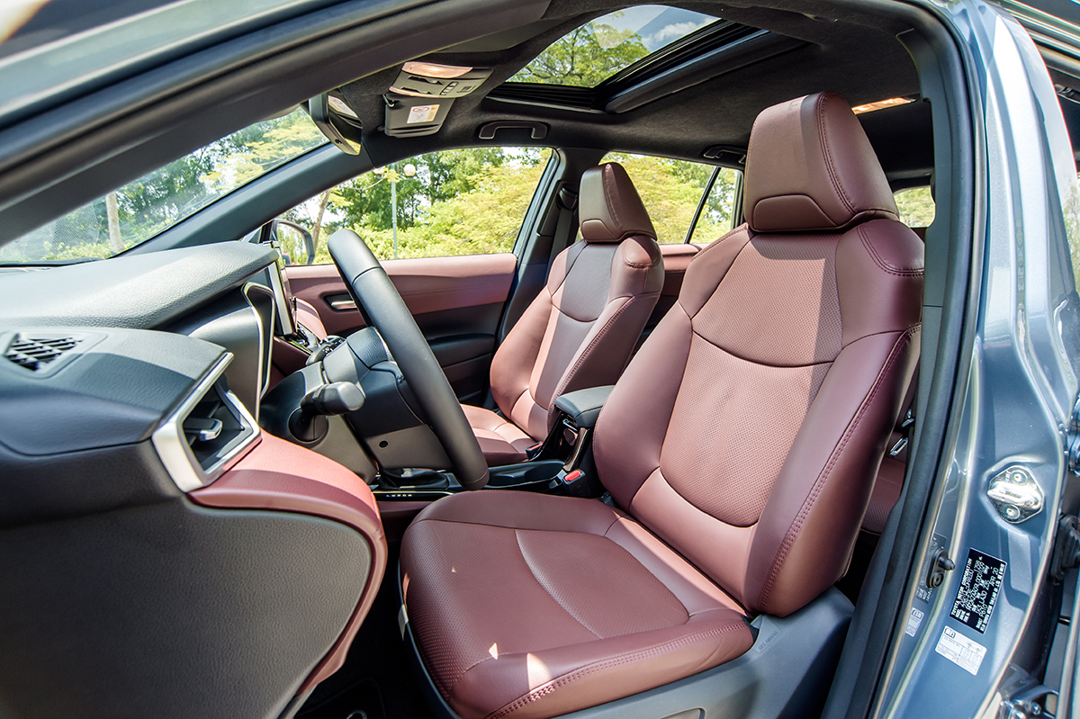 Ghế xe Toyota Corolla Cross