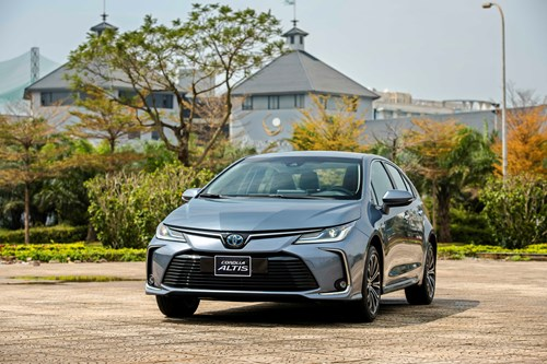 Corolla Altis 2022