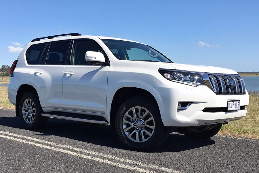 Xe Toyota Land Cruiser 