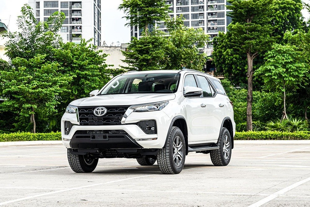 Thiết kế phần đầu xe Toyota Fortuner 2022