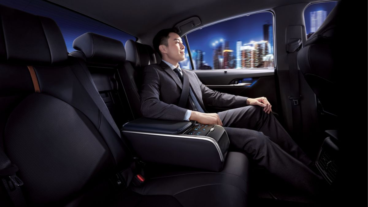 H&agrave;ng ghế sau ngả điện