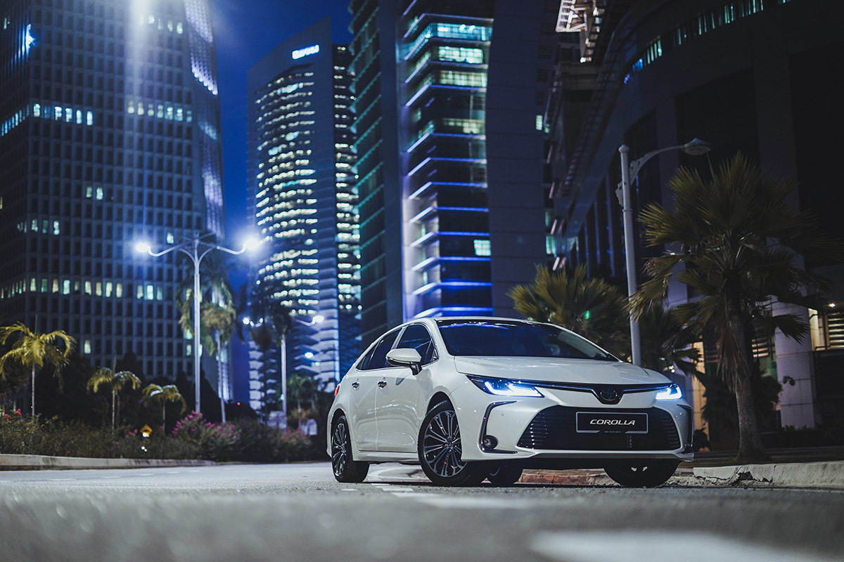 Xe Toyota Corolla Altis 2022