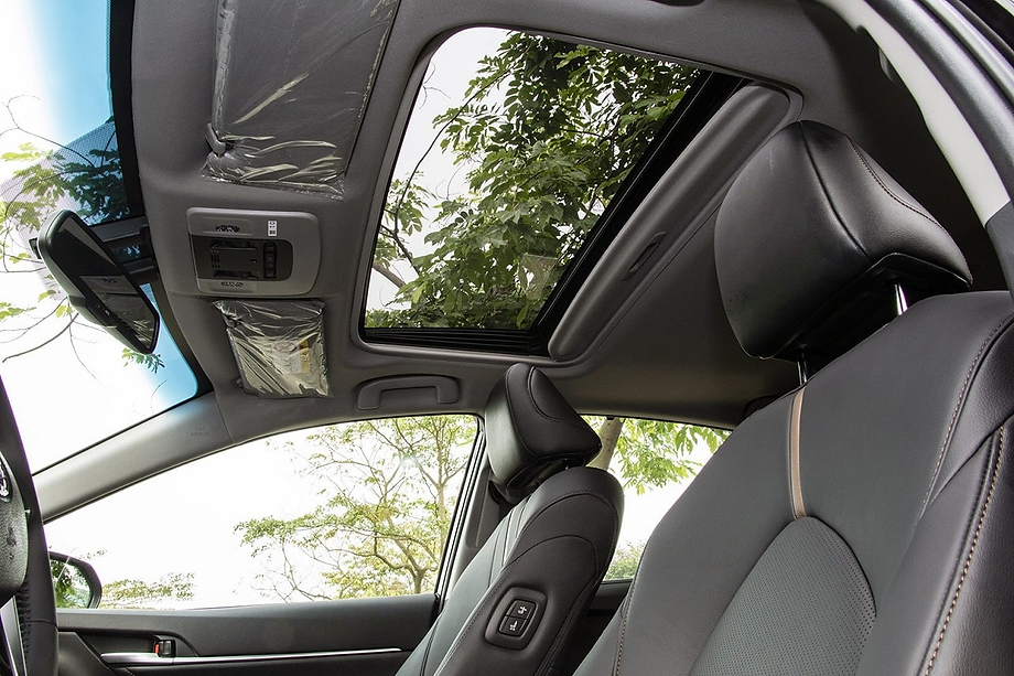 Cửa sổ trời hiện đại