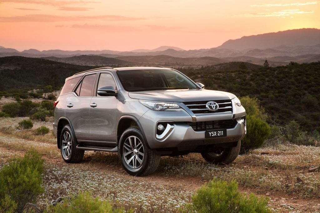 T&iacute;nh năng nổi bật của Fortuner m&aacute;y dầu